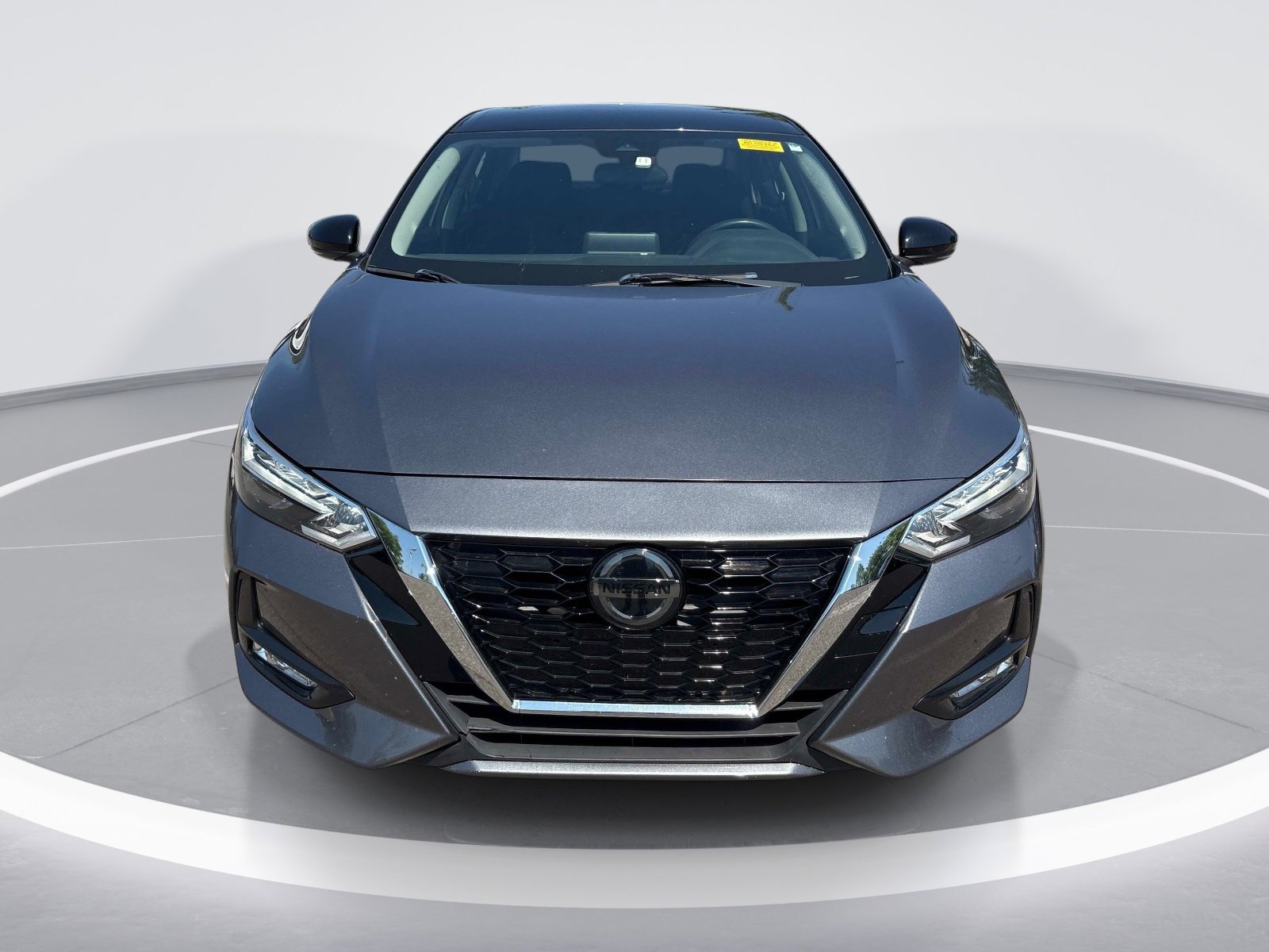 Used 2020 Nissan Sentra SR image 2