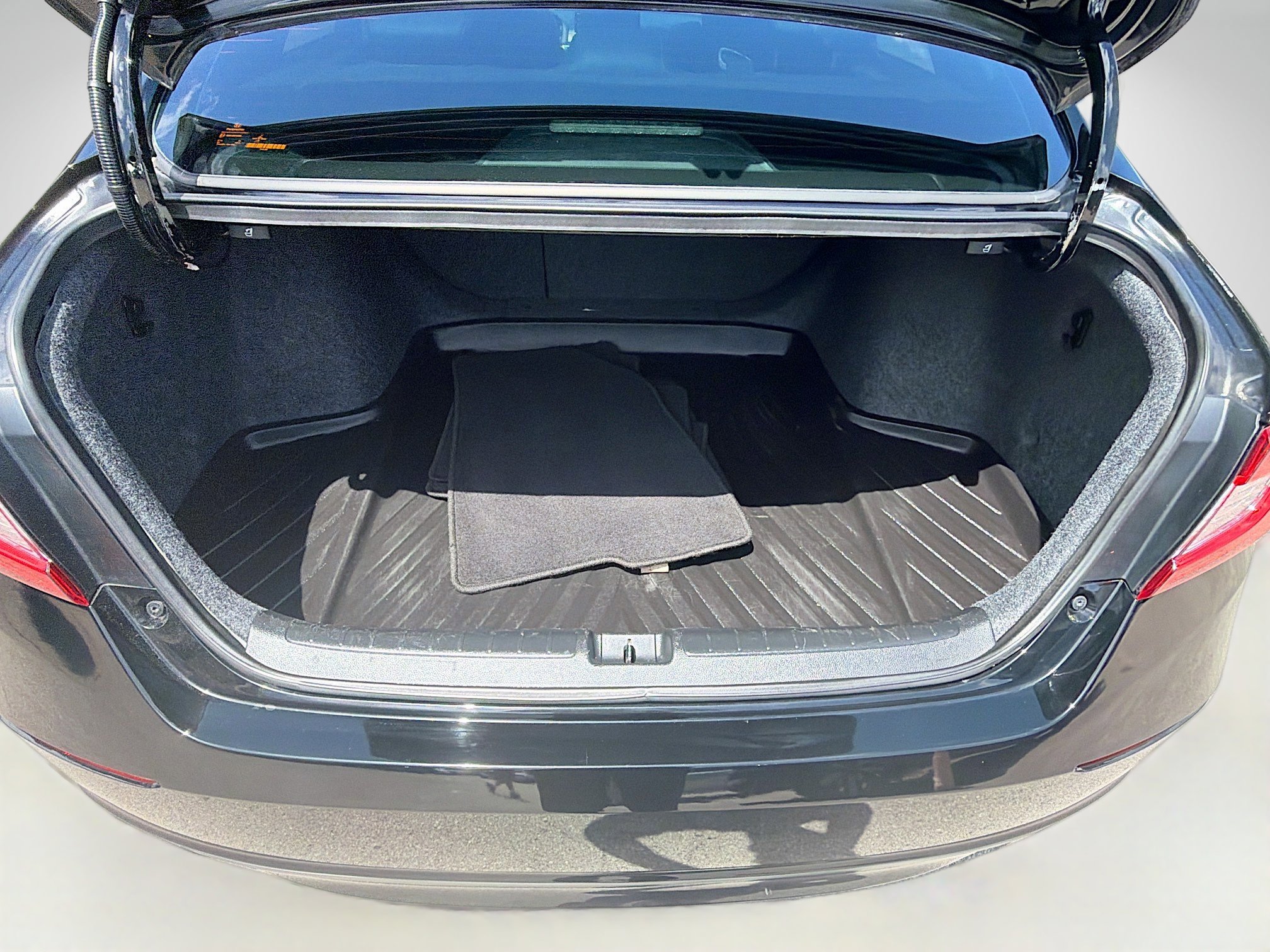 Used 2019 Honda Accord EX-L image 28