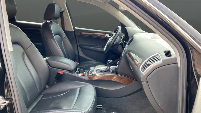 Used 2017 Audi Q5 2.0T Premium image 25