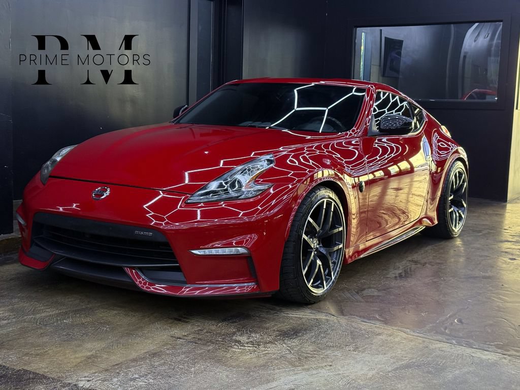 Used 2016 Nissan 370Z NISMO RWD image 1