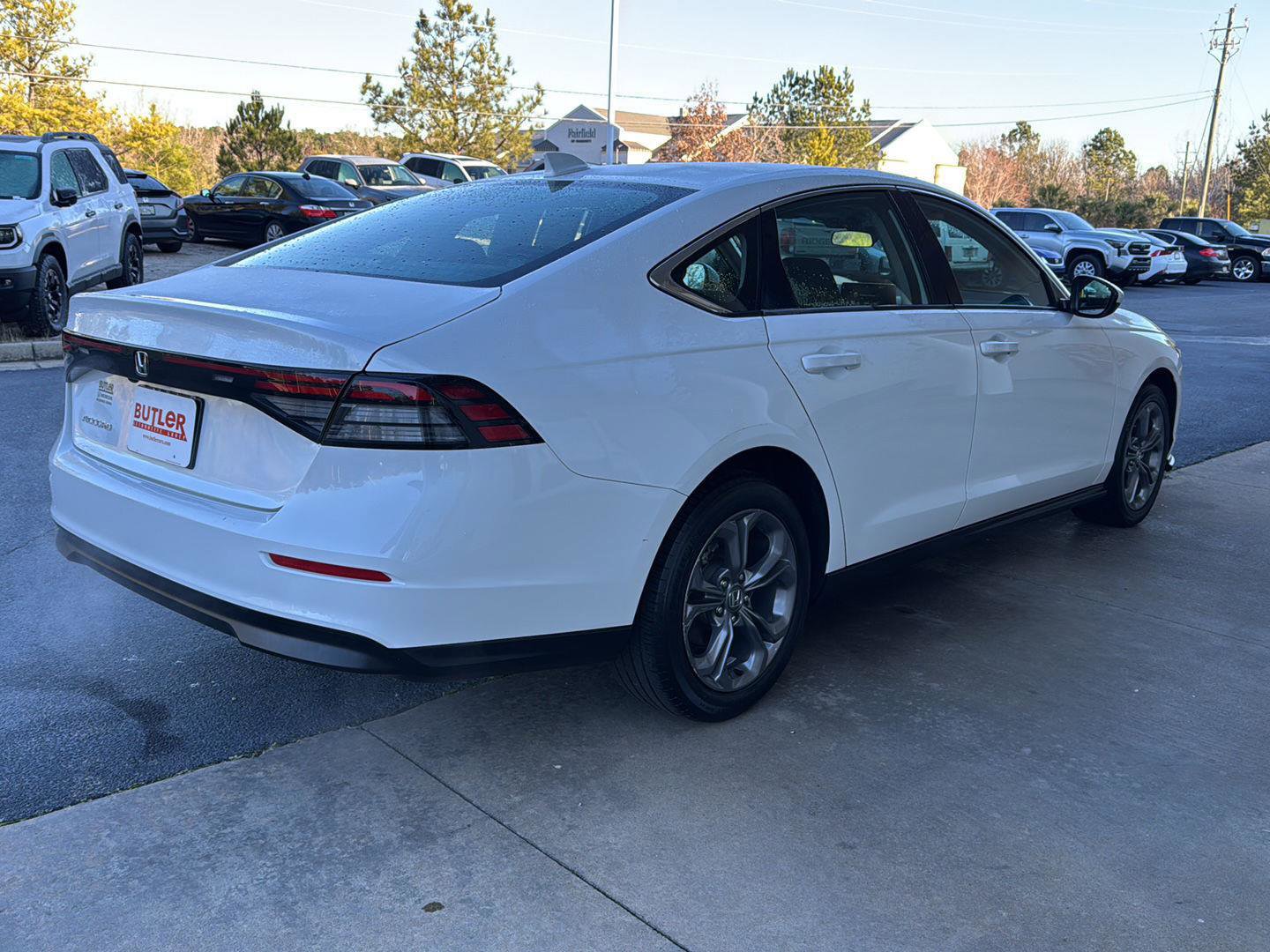 Used 2024 Honda Accord EX image 5