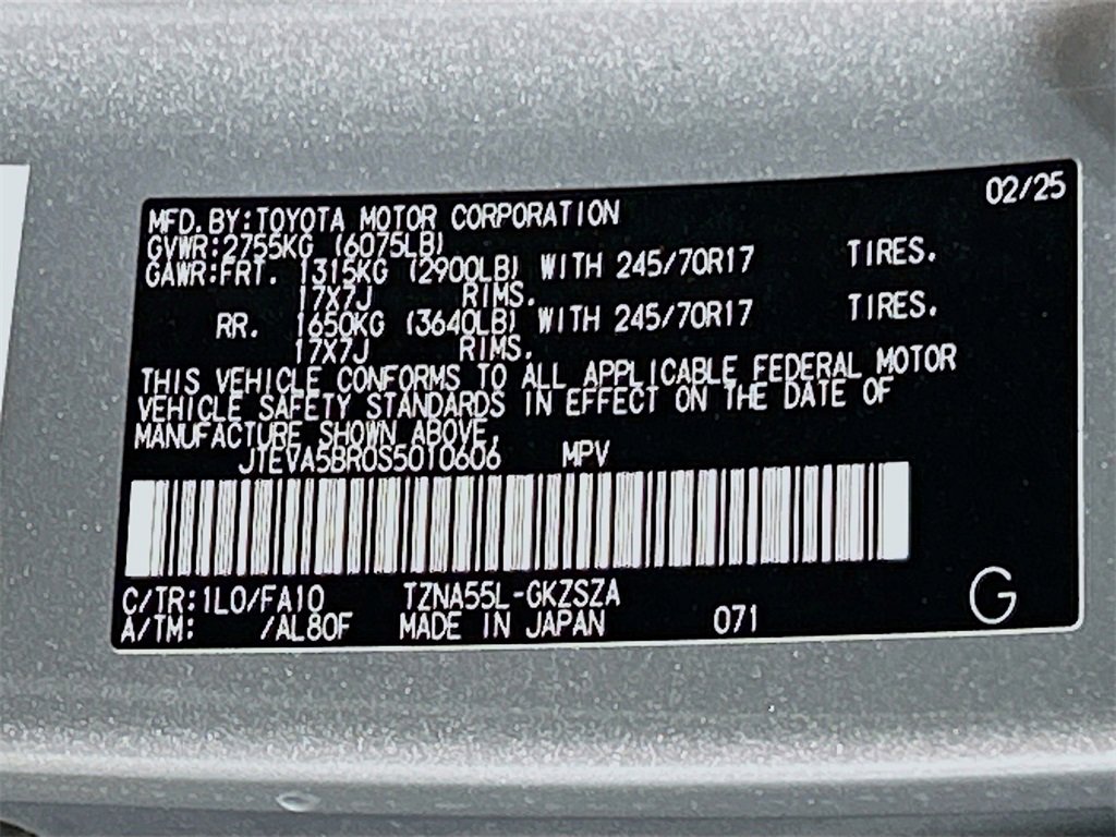 Used 2025 Toyota 4Runner SR5 image 27