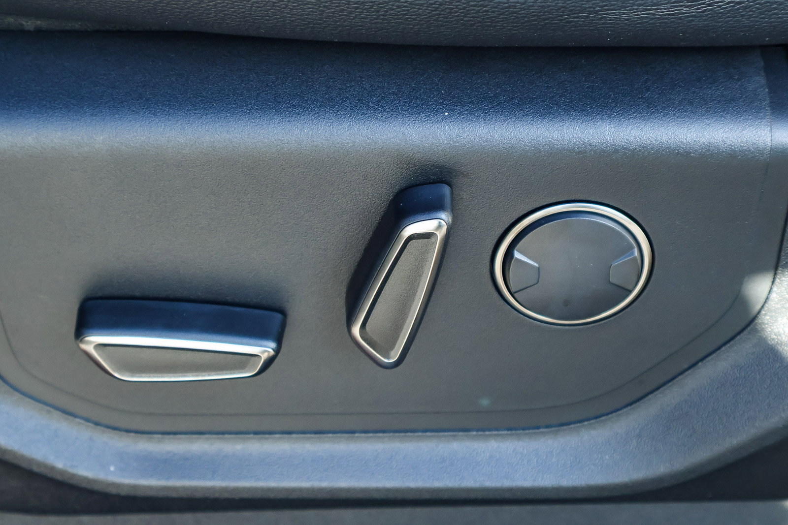 Used 2018 Ford F150 Raptor w/ Equipment Group 802A Luxury image 13