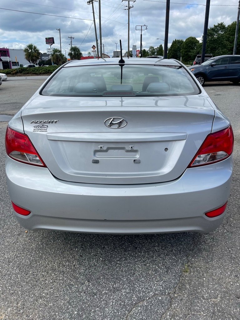 Used 2015 Hyundai Accent GLS image 4