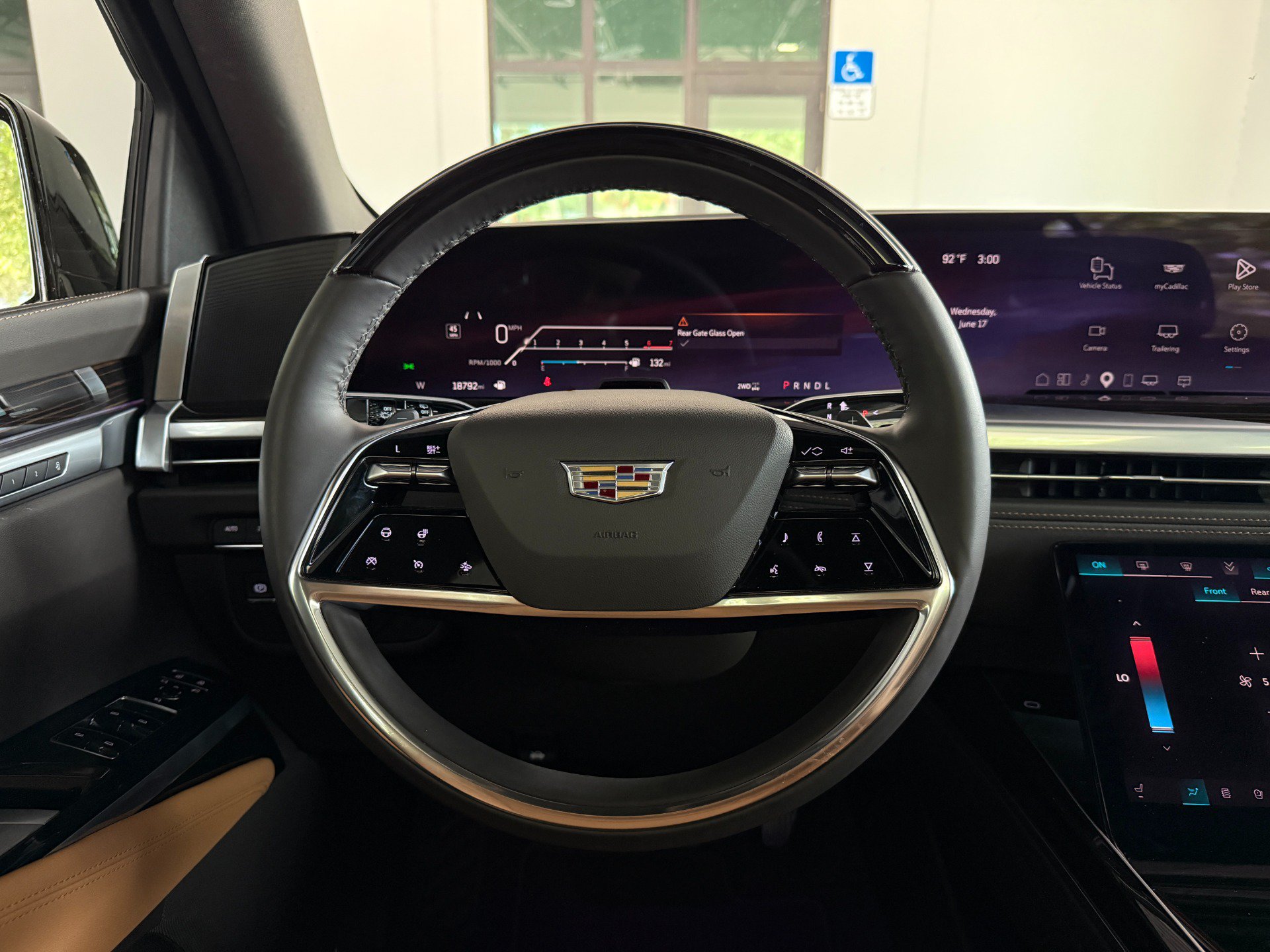 Used 2025 Cadillac Escalade Premium Luxury w/ Touring Package AWD/4WD image 43