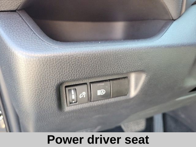 Used 2024 Toyota RAV4 XLE FWD image 6