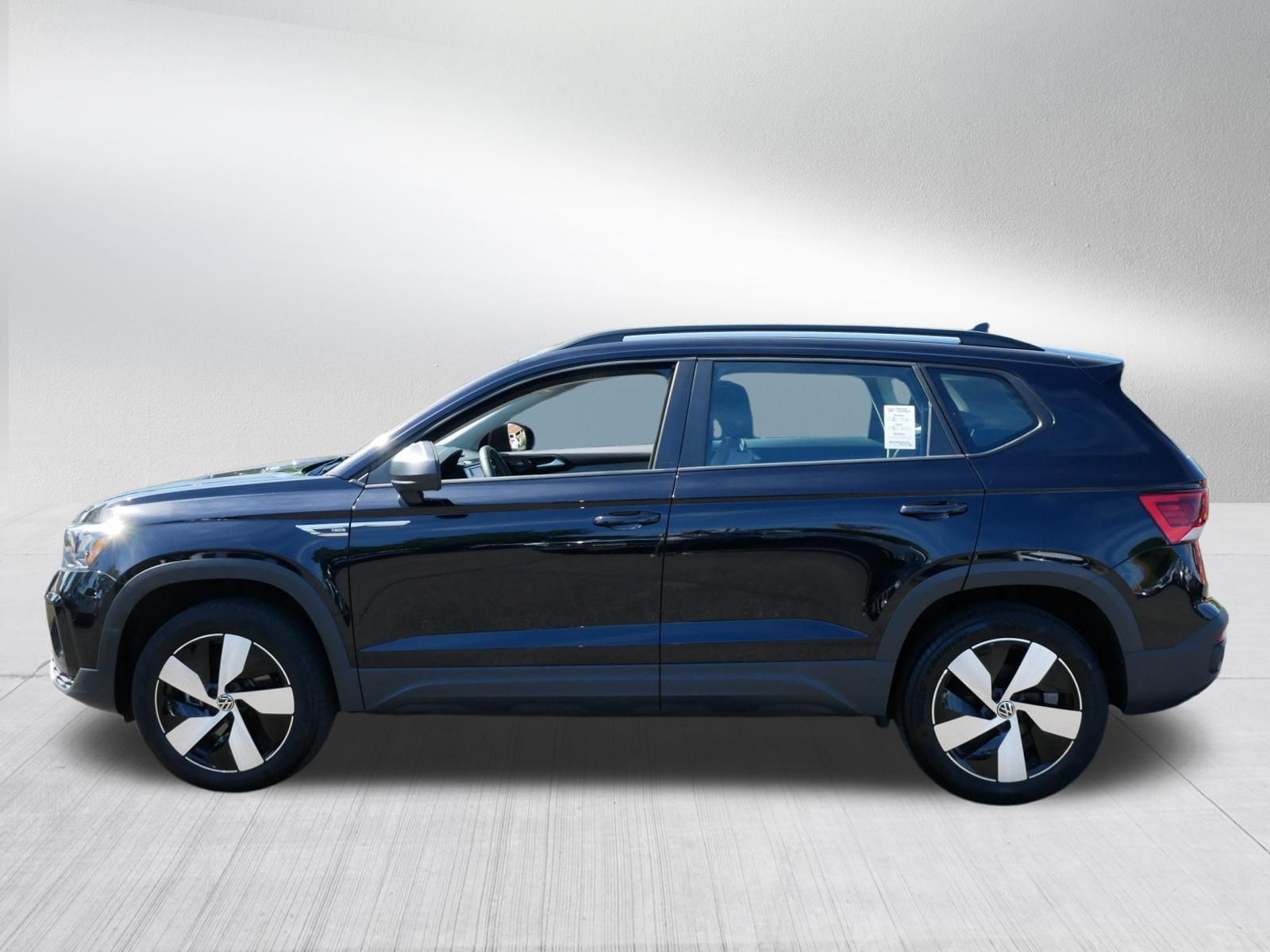 Certified 2024 Volkswagen Taos S AWD/4WD image 4