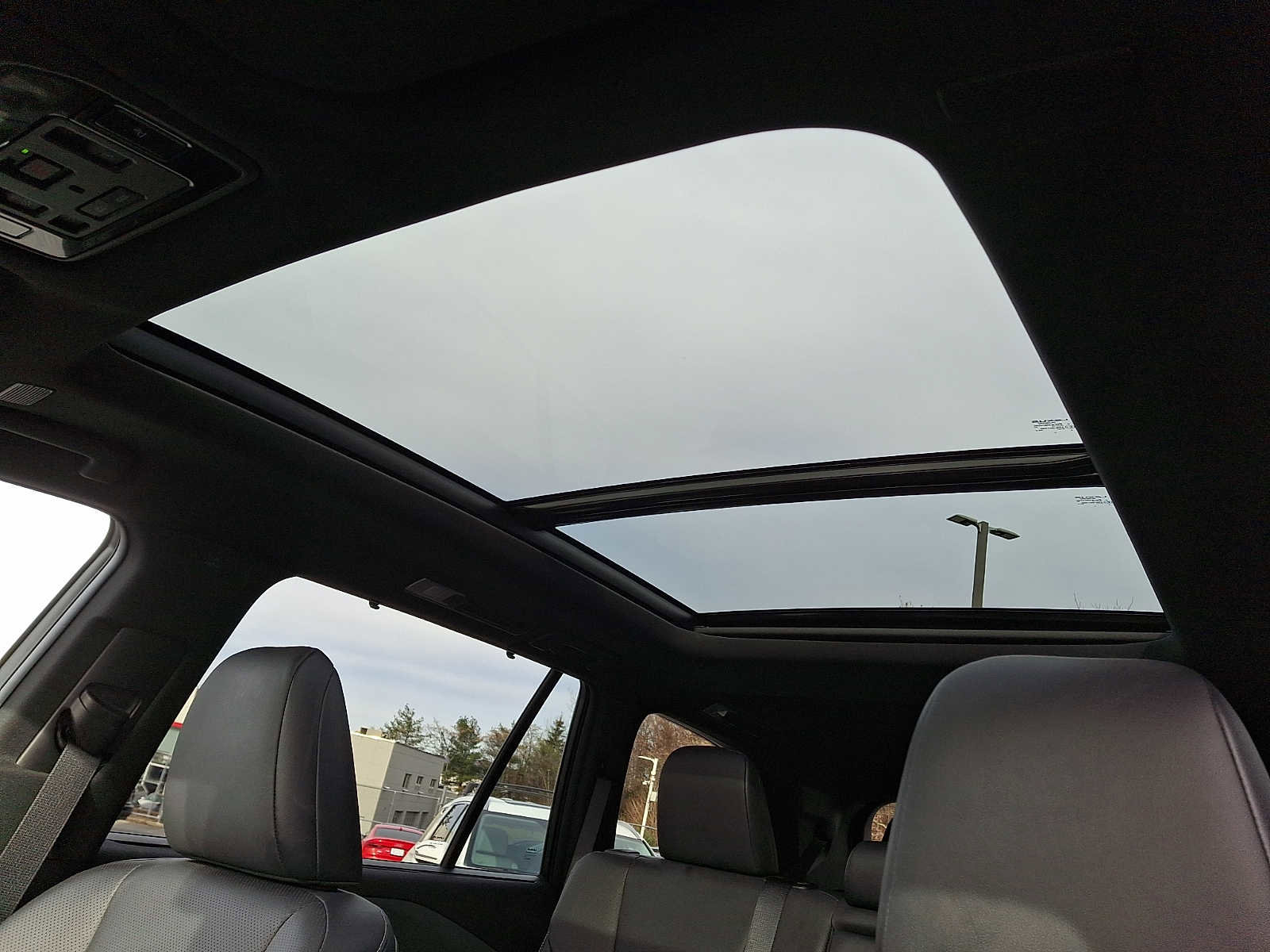 Used 2025 Lexus TX 350 AWD image 13