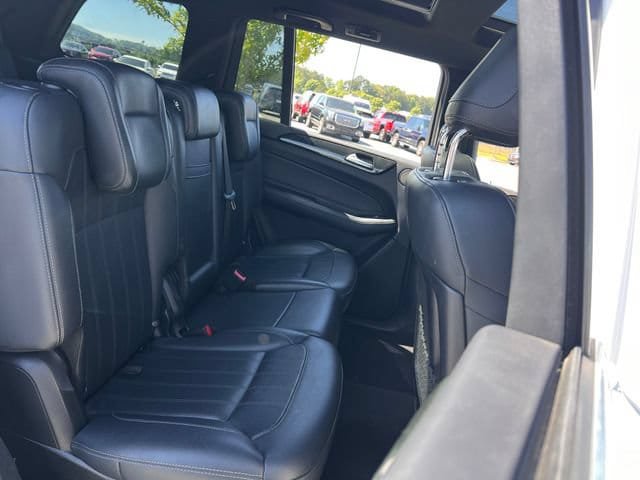 Used 2019 Mercedes-Benz GLS 450 4MATIC image 31