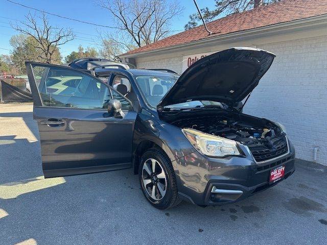 Used 2017 Subaru Forester 2.5i Premium w/ All-Weather Package image 9