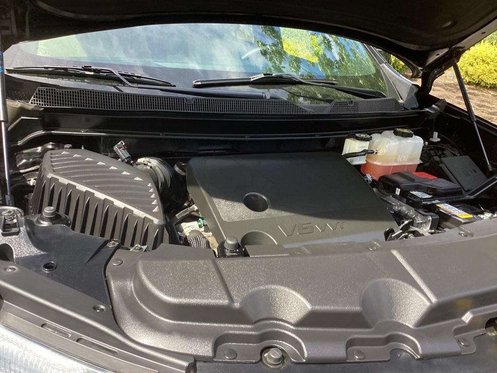 Used 2023 Chevrolet Traverse LS FWD image 20