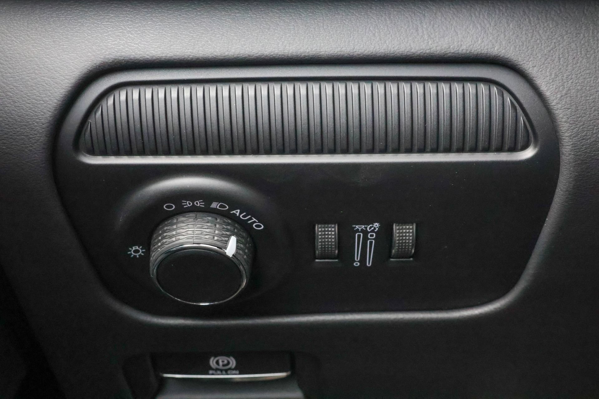 New 2026 Jeep Grand Wagoneer L Summit AWD/4WD image 34
