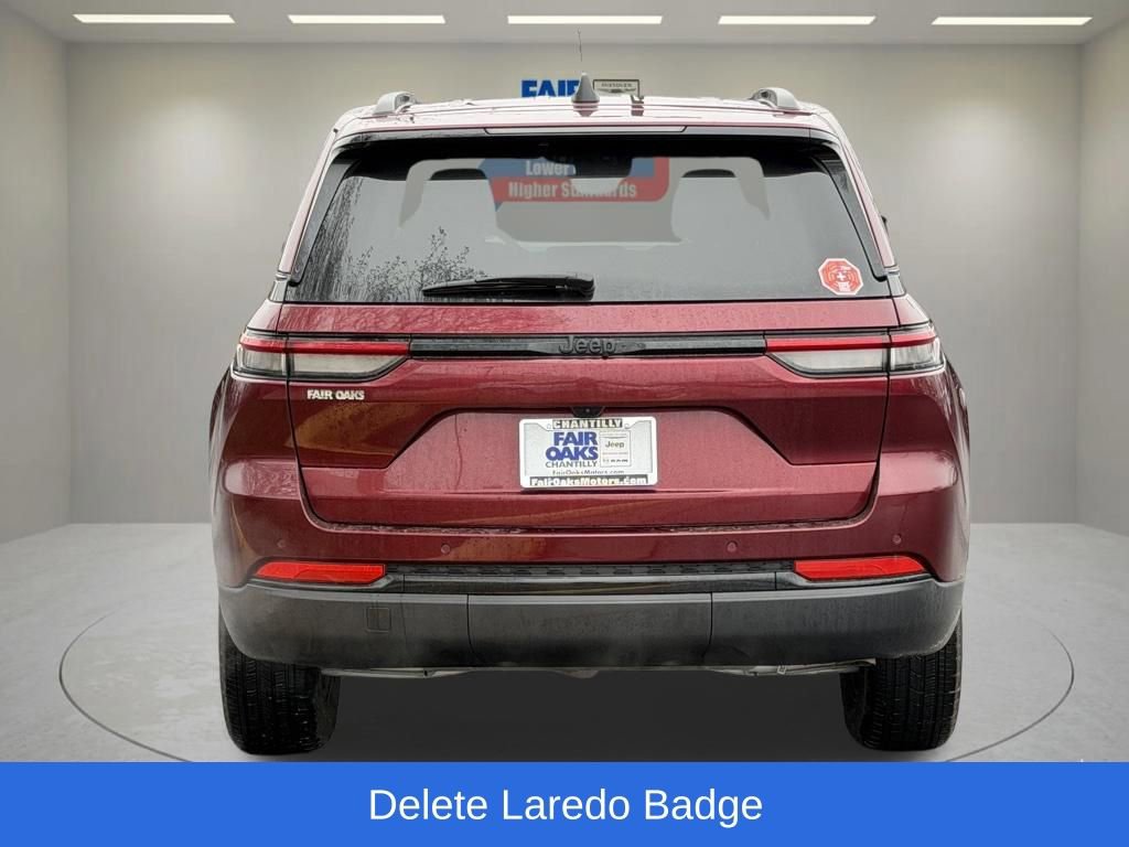 Certified 2024 Jeep Grand Cherokee Altitude RWD image 9