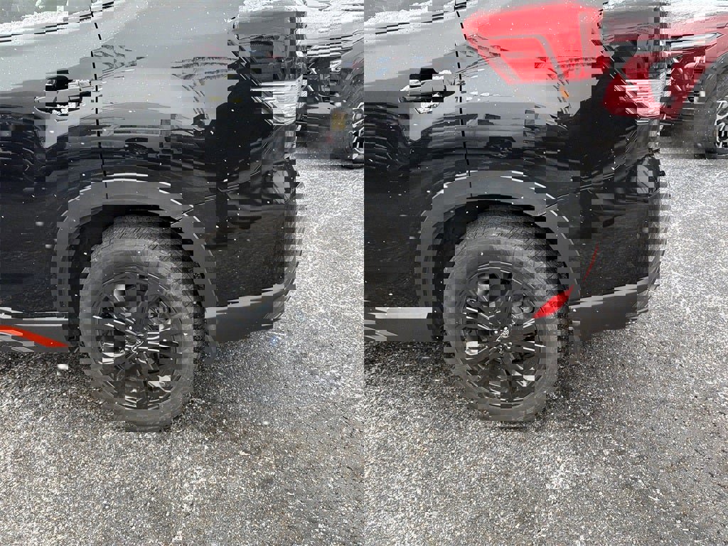 Used 2023 Subaru Forester Sport image 7