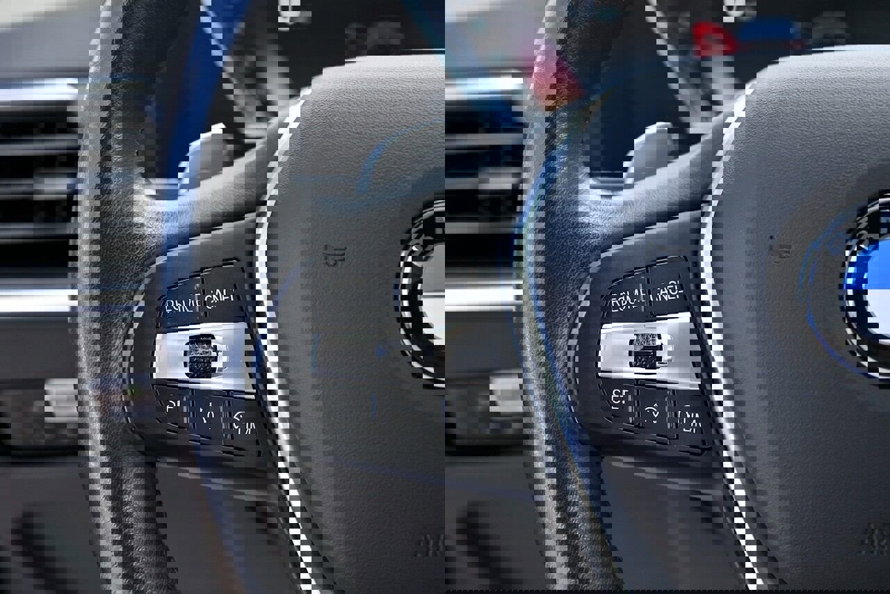 Used 2024 BMW 330i Sedan image 21