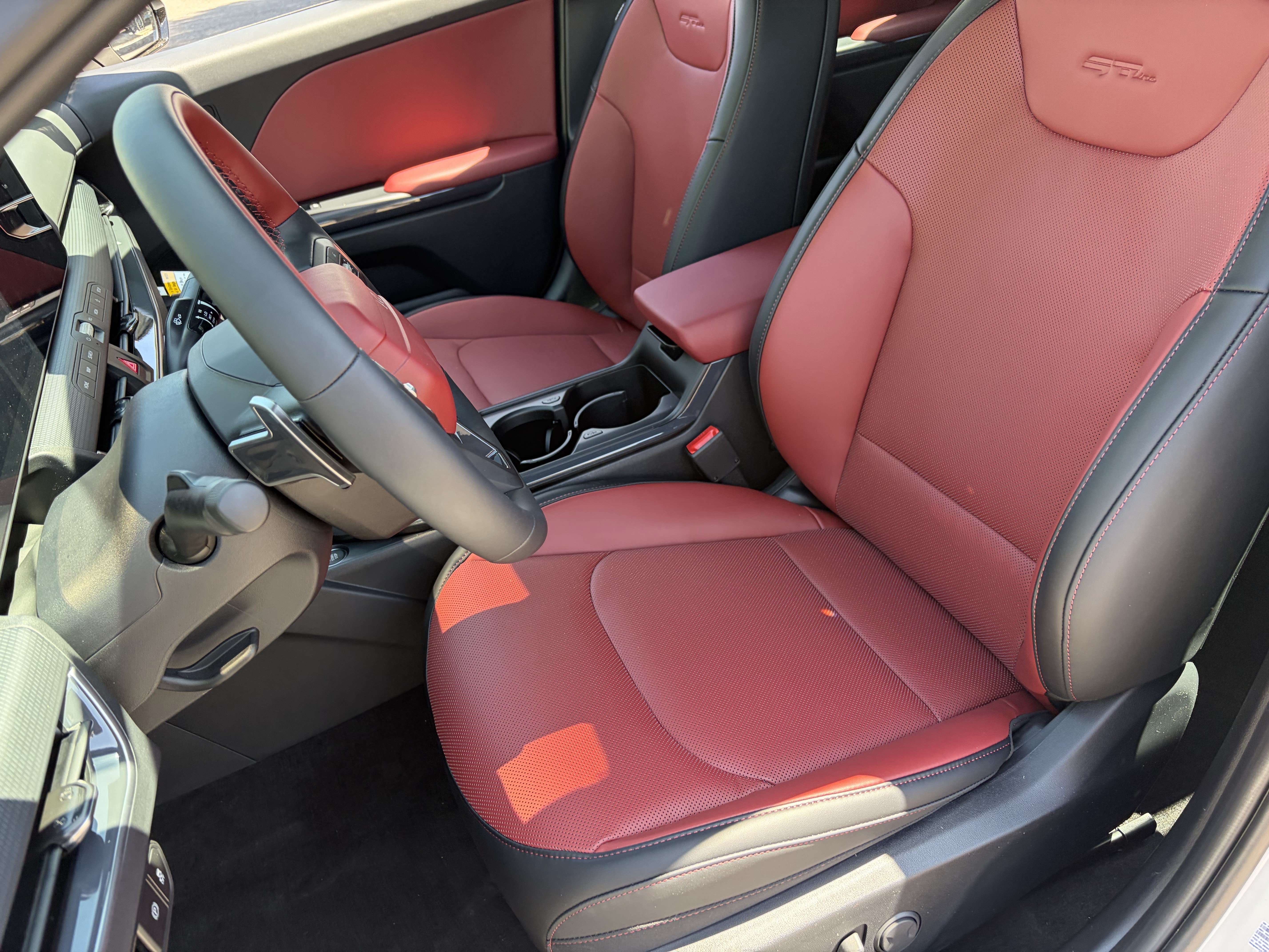 New 2026 Kia K4 GT-Line w/ GT-Line Premium Package FWD image 18