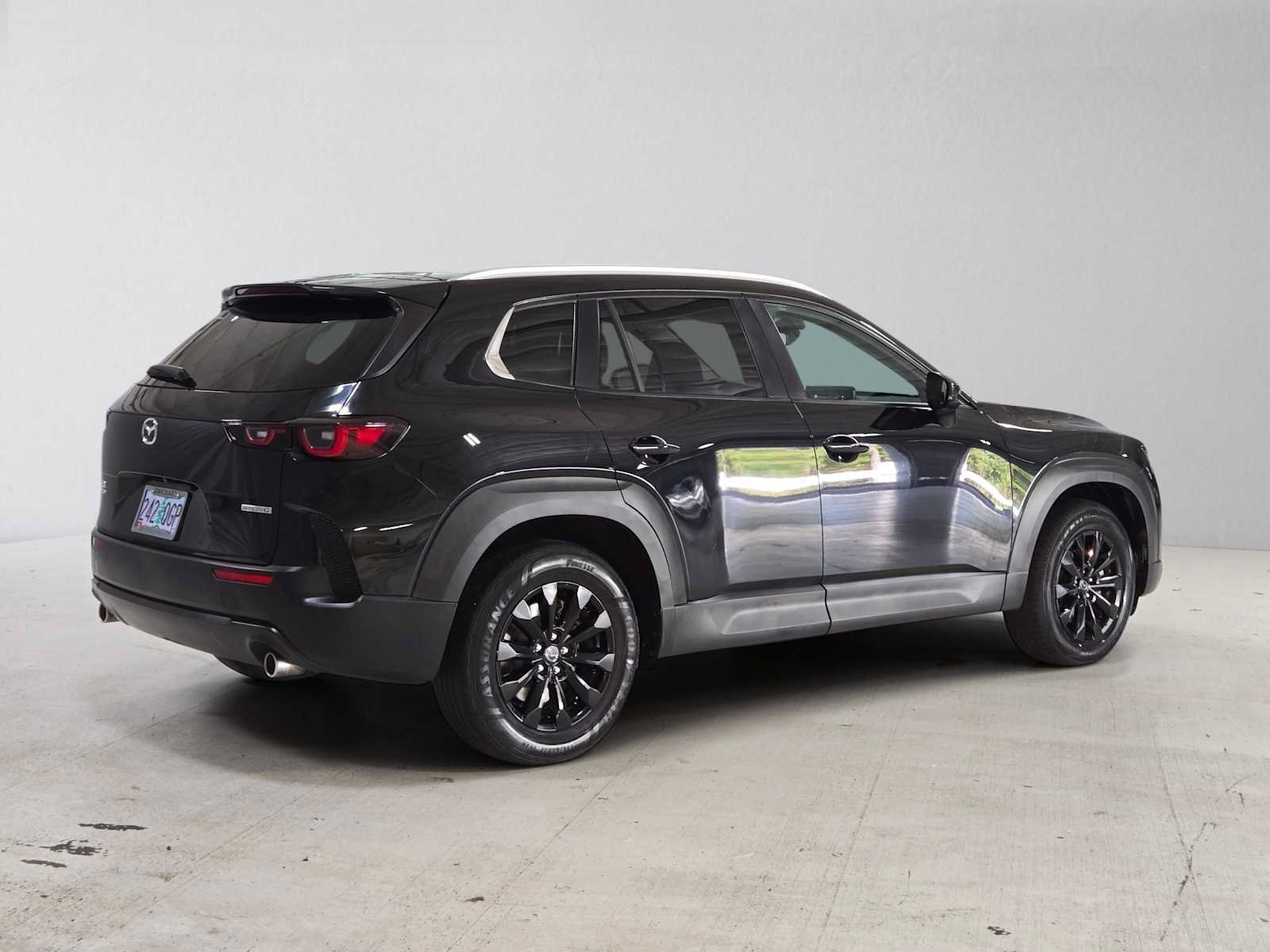 Used 2023 MAZDA CX-50 2.5 S w/ Preferred Plus Pkg AWD/4WD image 3