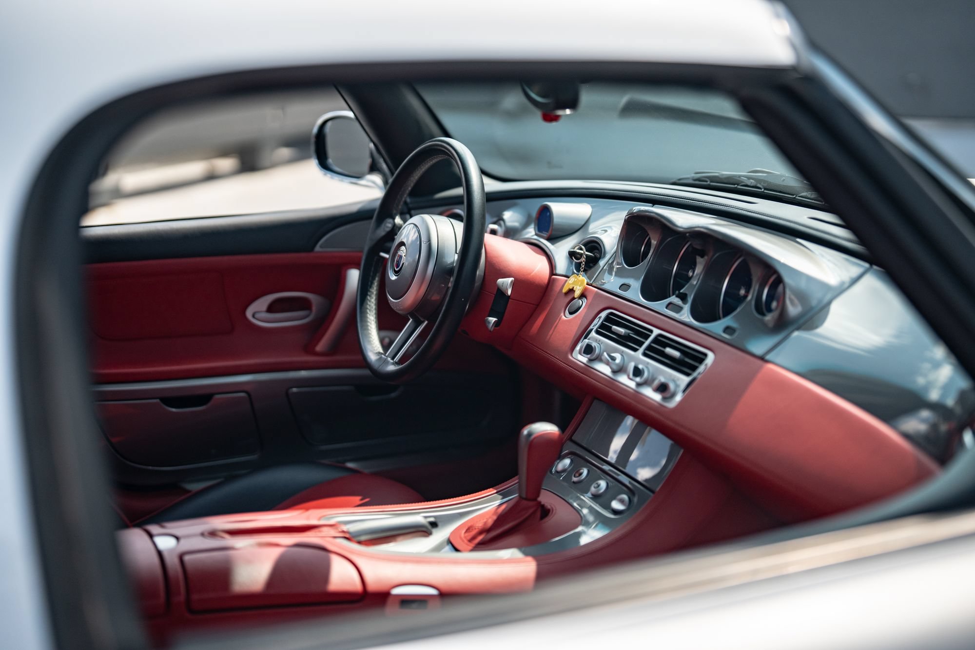 Used 2003 BMW Z8 RWD image 25