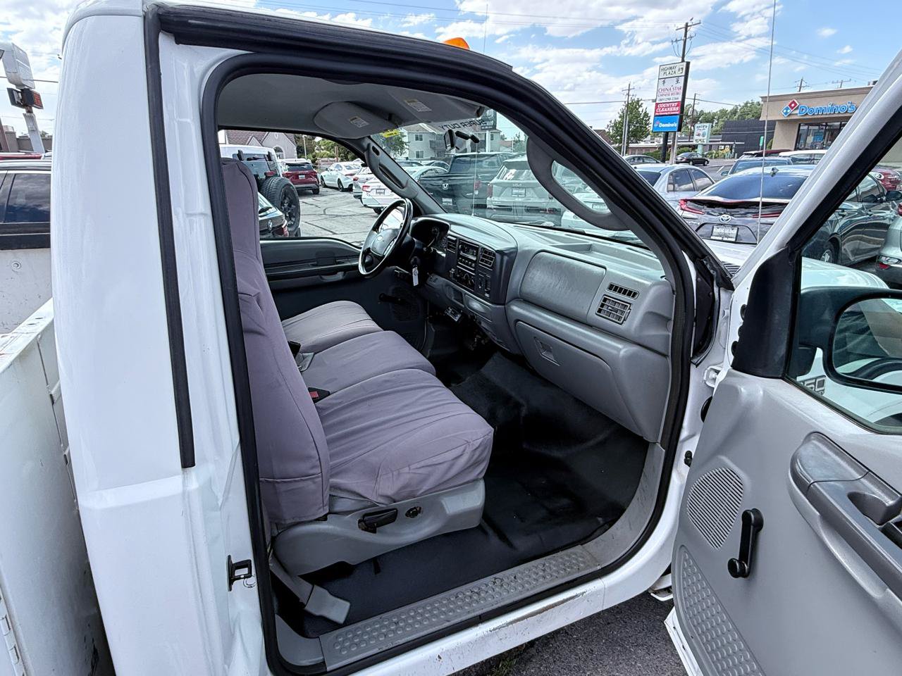 Used 2004 Ford F350 XLT RWD image 12