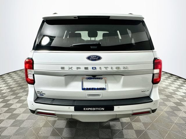 Used 2023 Ford Expedition Max XLT RWD image 4
