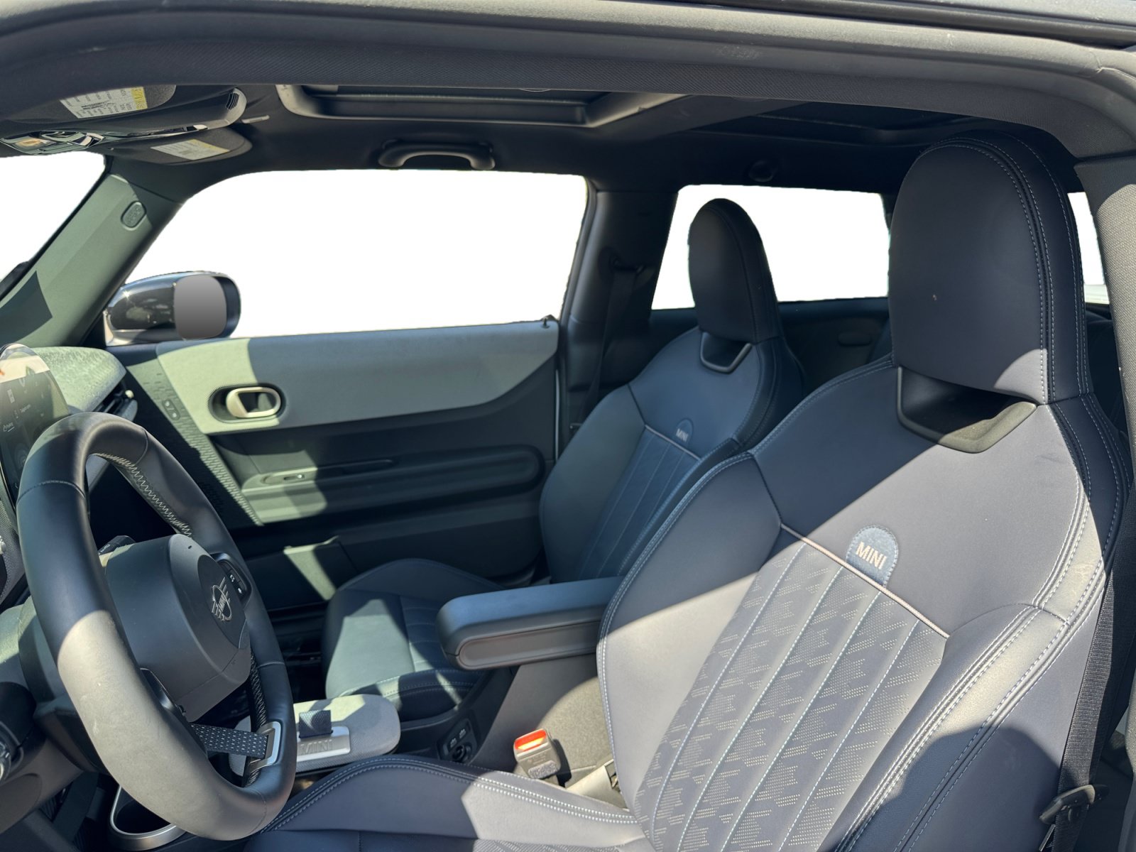 Used 2025 MINI Cooper S FWD image 9
