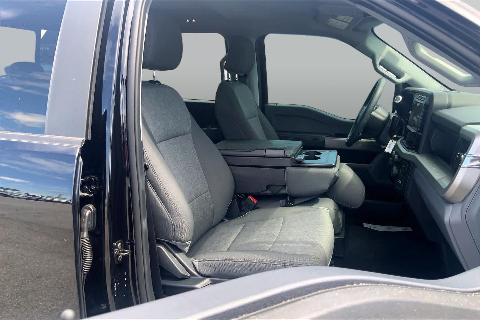 Used 2024 Ford F350 XL w/ STX Appearance Package AWD/4WD image 9