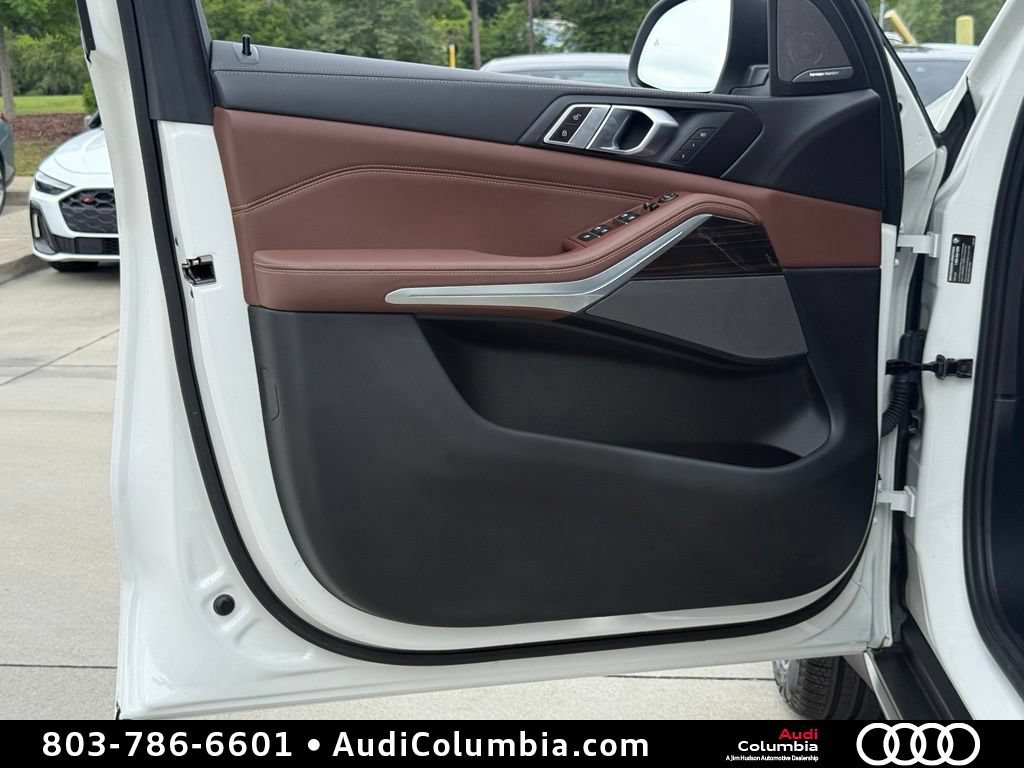 Used 2024 BMW X5 xDrive40i w/ Premium Package AWD/4WD image 20