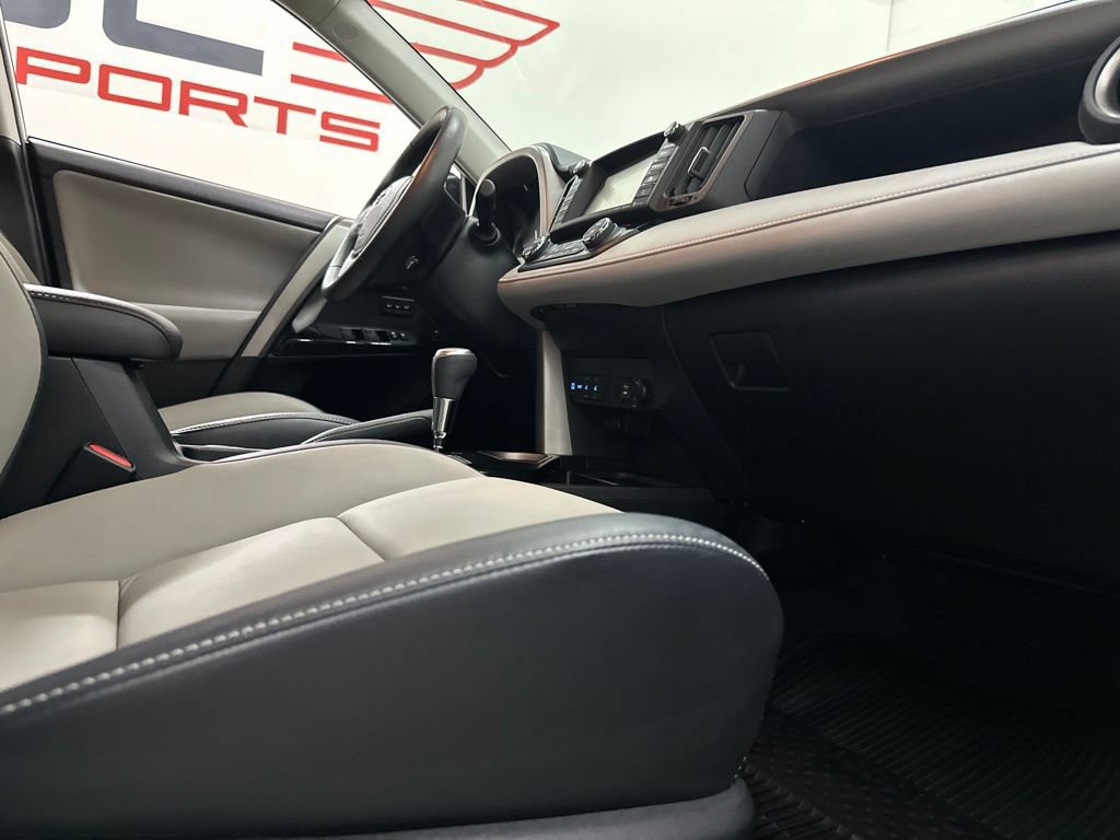 Used 2016 Toyota RAV4 Limited FWD image 59