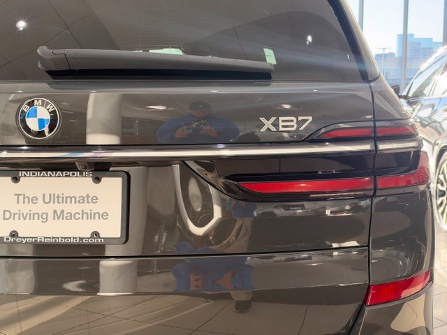 Certified 2023 BMW ALPINA XB7 AWD/4WD image 5