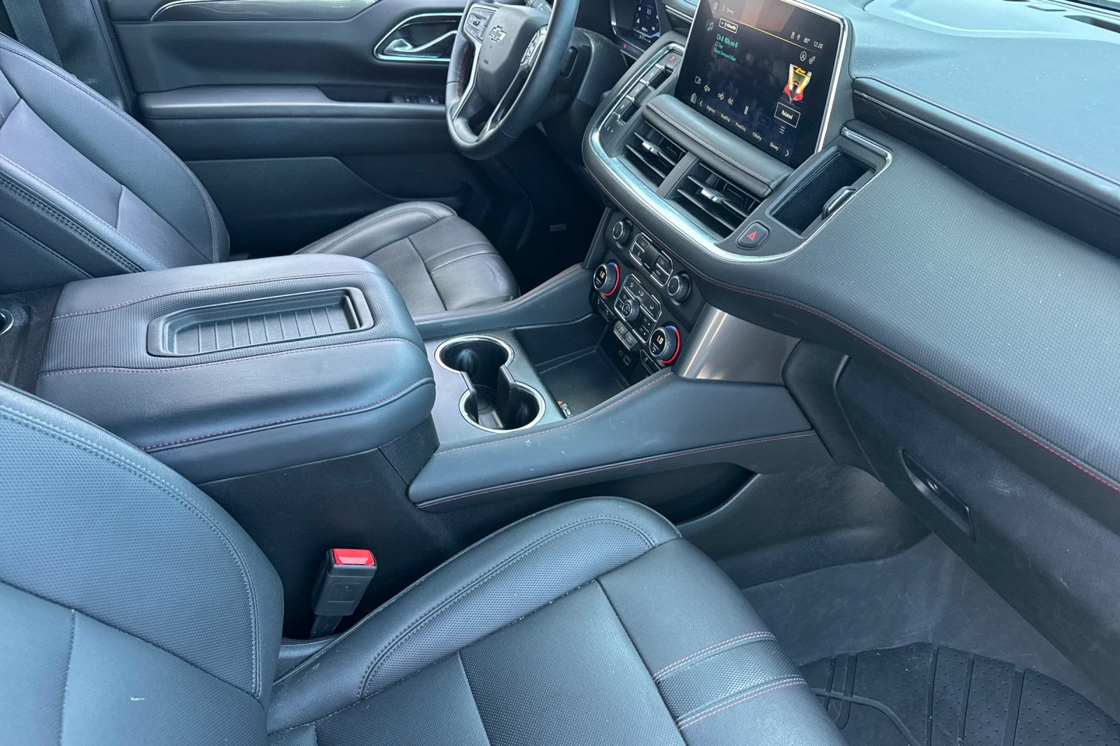 Used 2023 Chevrolet Tahoe RST w/ Luxury Package AWD/4WD image 20