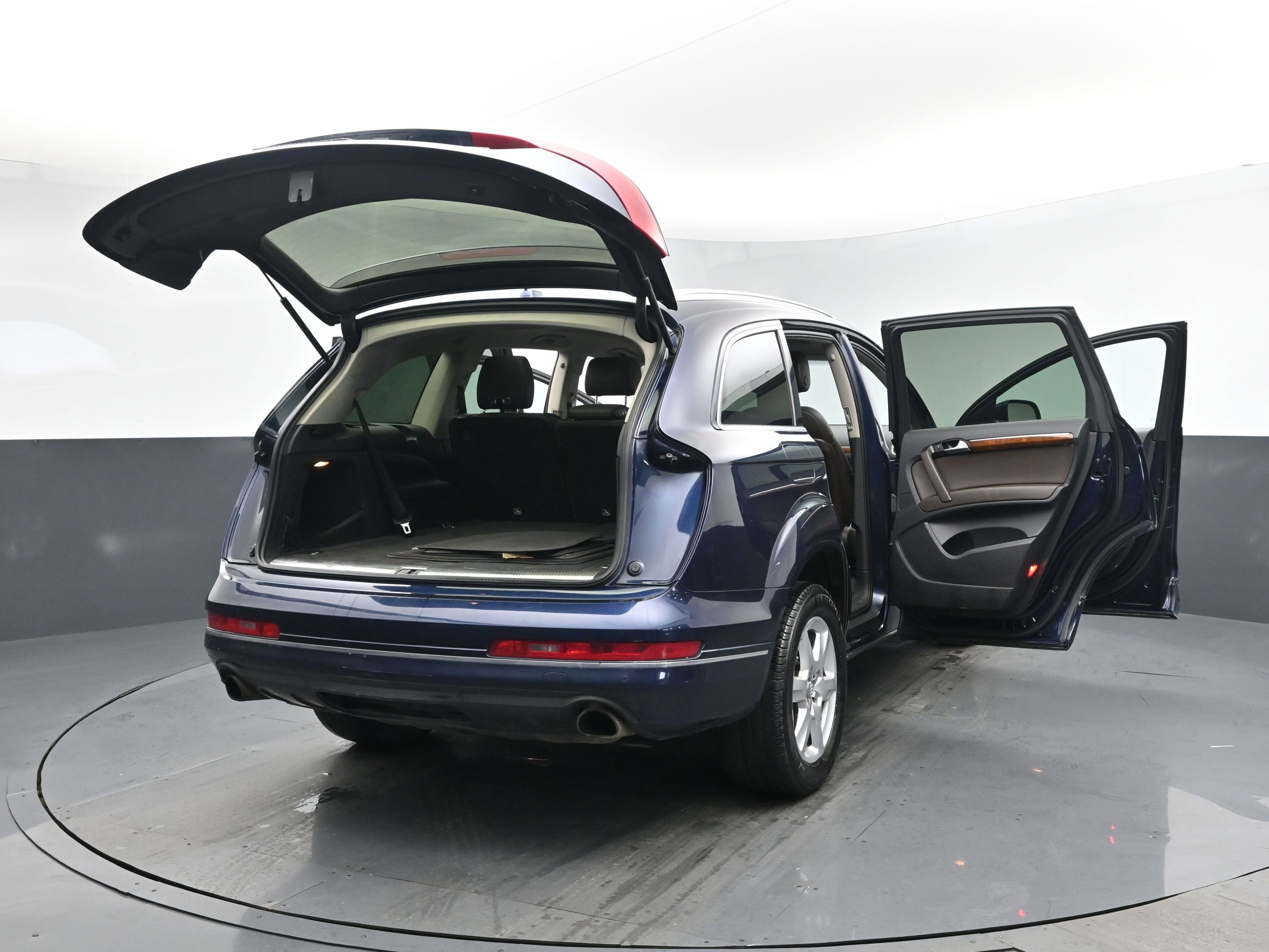 Used 2015 Audi Q7 3.0T Premium w/ Technology Package image 25