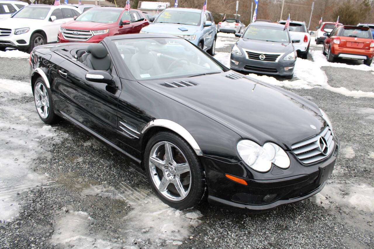 Used 2005 Mercedes-Benz SL 500 w/ AMG Sport Pkg image 4