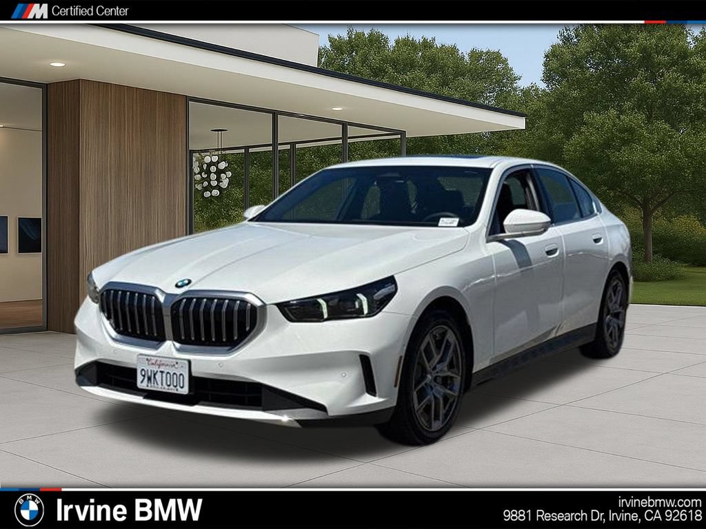 Used 2026 BMW 530i w/ Convenience Package RWD image 1