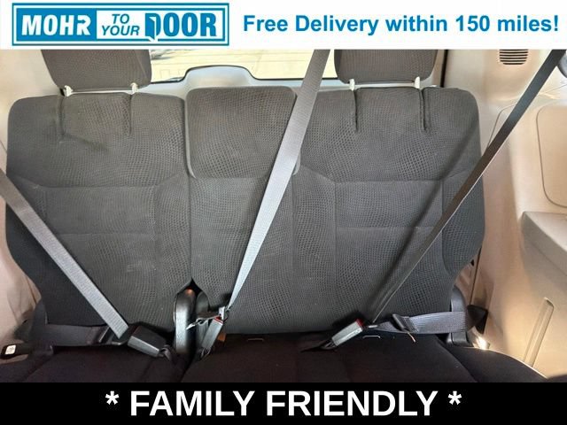 Used 2018 Dodge Grand Caravan SE w/ UConnect Hands-Free Group FWD image 38