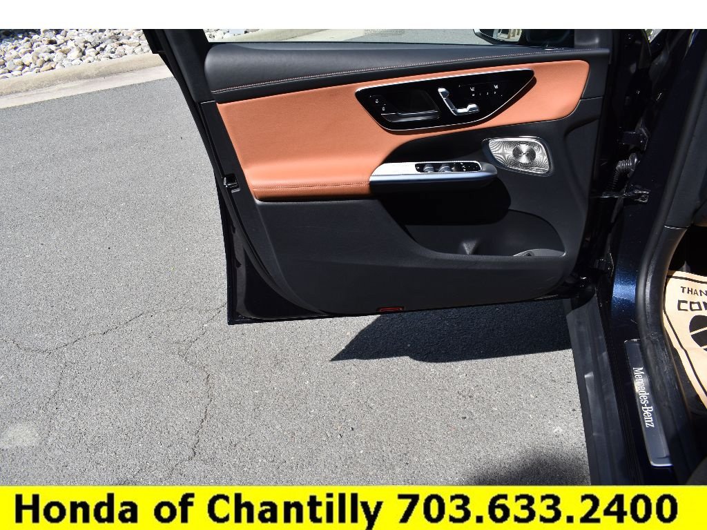 Used 2023 Mercedes-Benz GLC 300 4MATIC image 23
