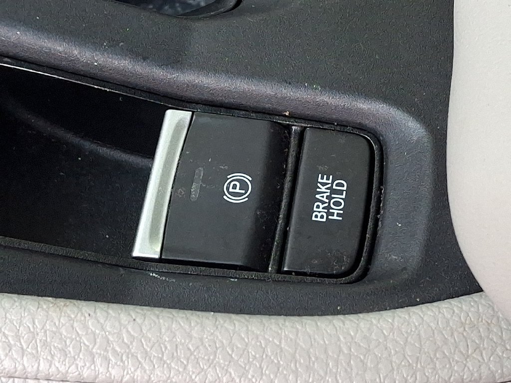 Used 2023 Honda Accord LX image 29