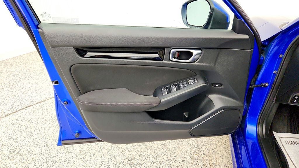 Used 2023 Honda Civic EX image 11
