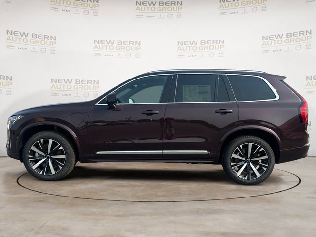 New 2025 Volvo XC90 T8 Core w/ Climate Package image 2