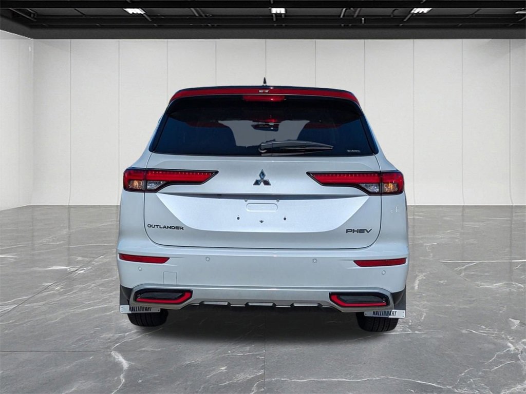 Used 2024 Mitsubishi Outlander Ralliart image 4