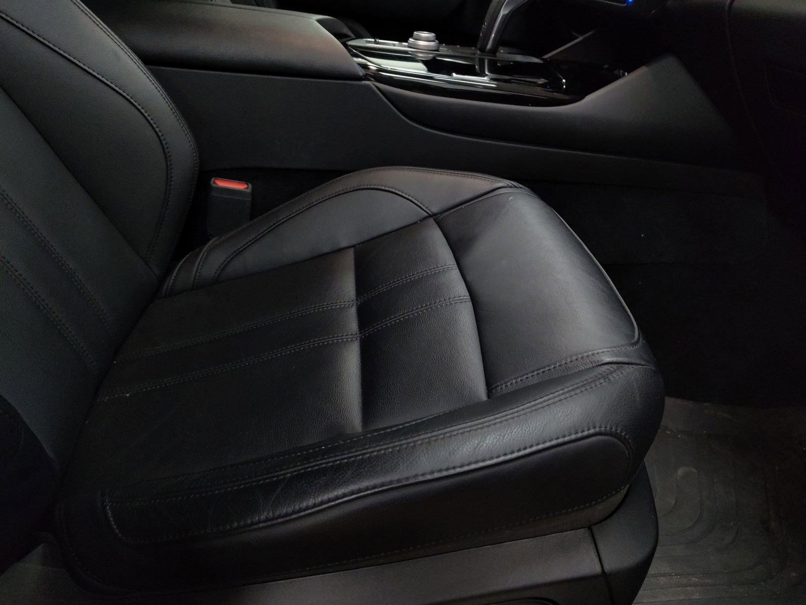 Used 2020 Maserati Levante GranSport image 13