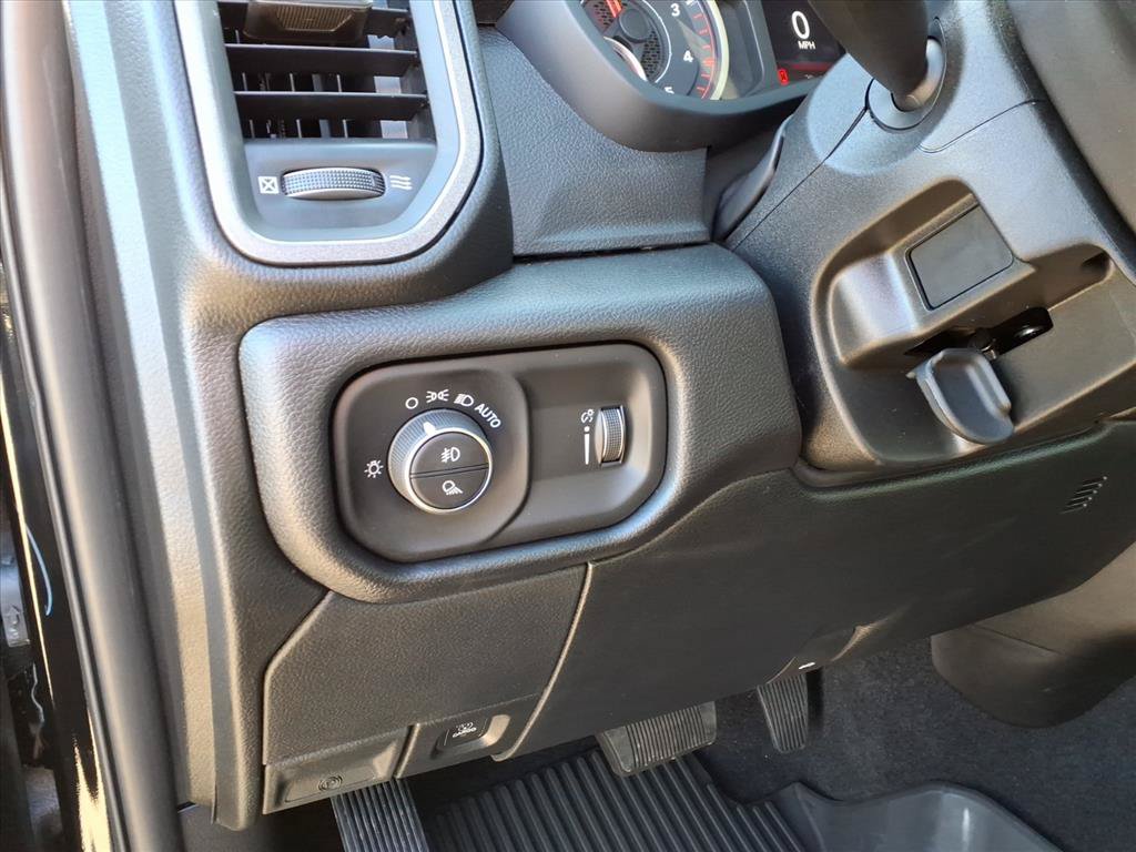New 2026 RAM 2500 Tradesman AWD/4WD image 19