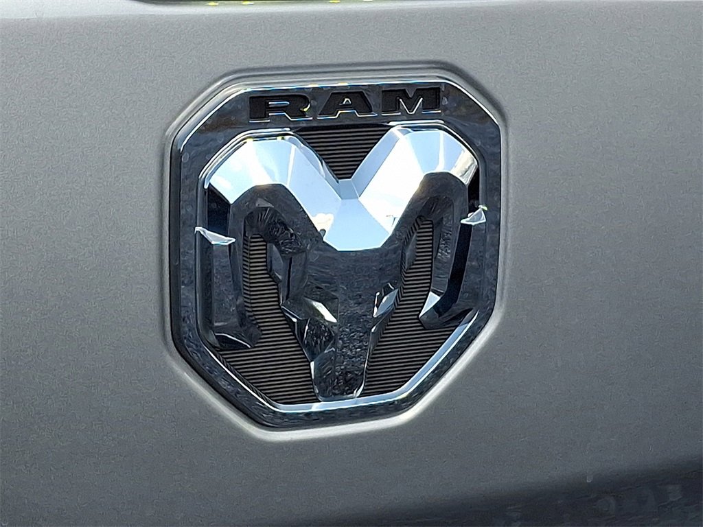 Used 2022 RAM 1500 Laramie image 32