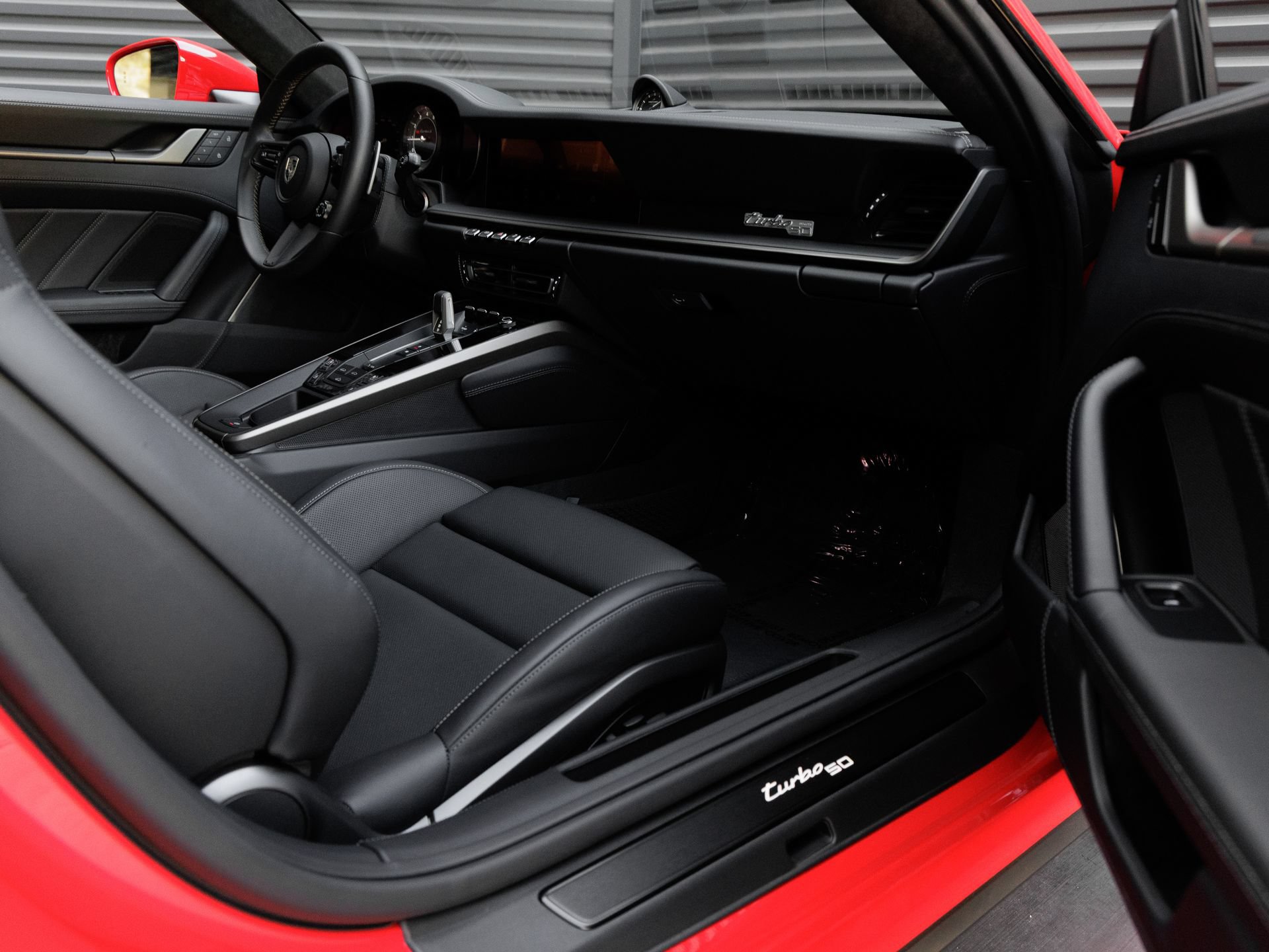 Certified 2025 Porsche 911 Turbo S AWD/4WD image 38