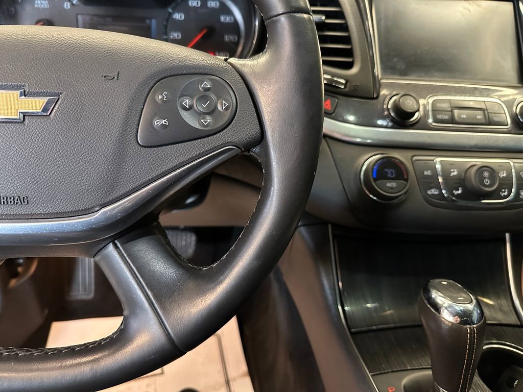 Used 2019 Chevrolet Impala LT FWD image 11