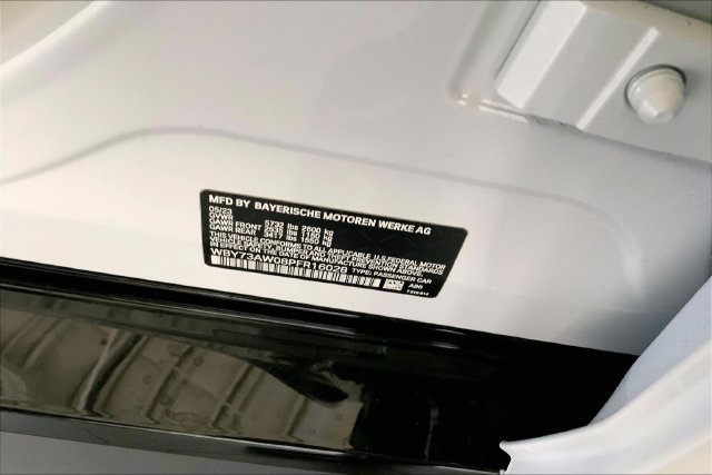 Used 2023 BMW i4 eDrive40 w/ M Sport Package RWD image 13