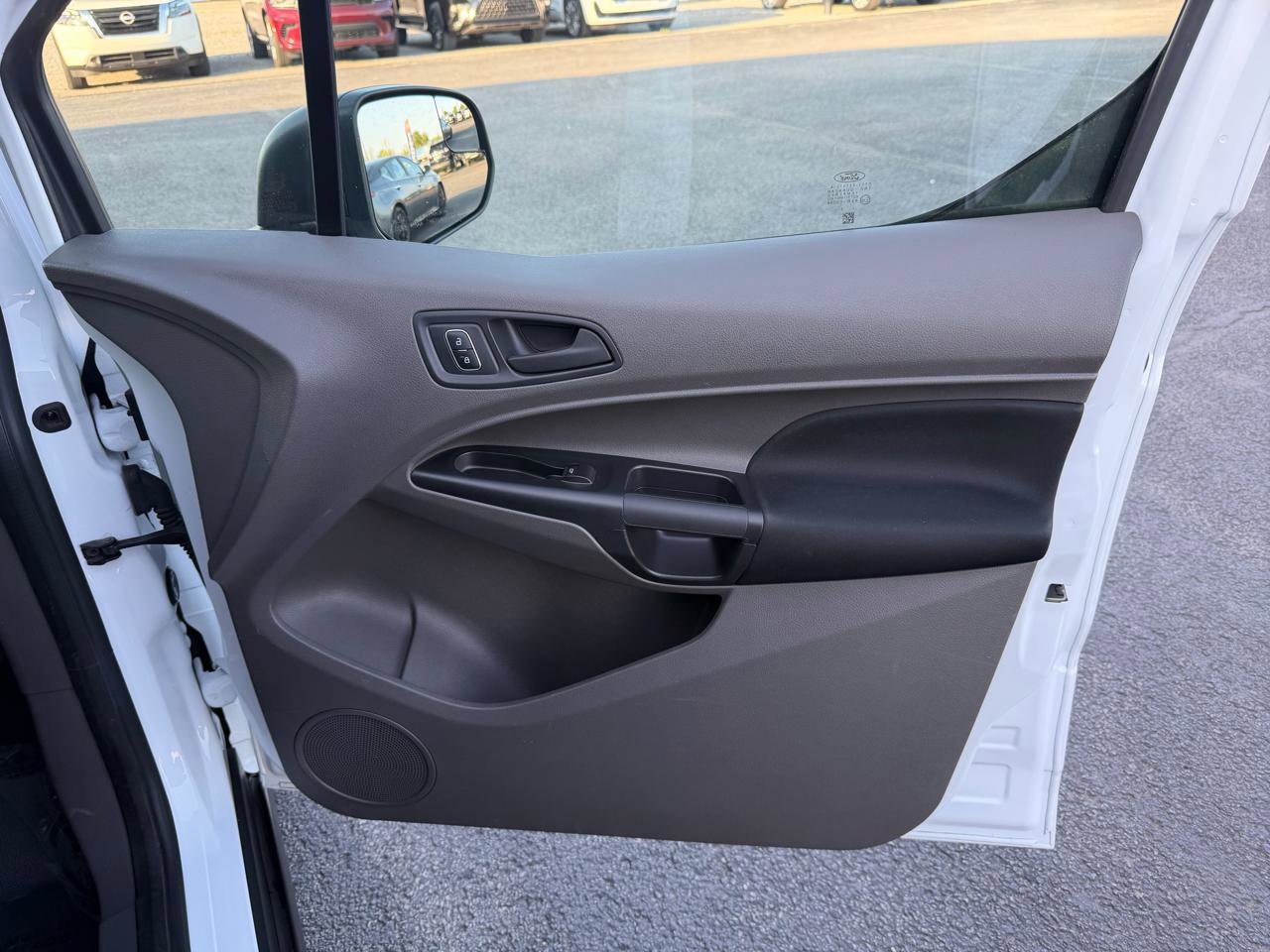 Used 2020 Ford Transit Connect XL image 20