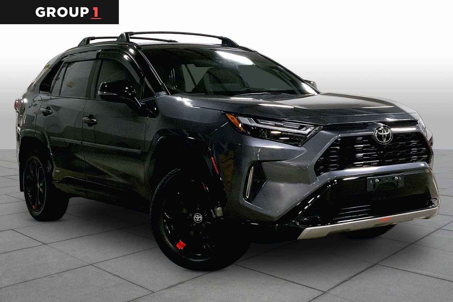 Certified 2025 Toyota RAV4 XSE w/ Weather Package AWD/4WD image 3