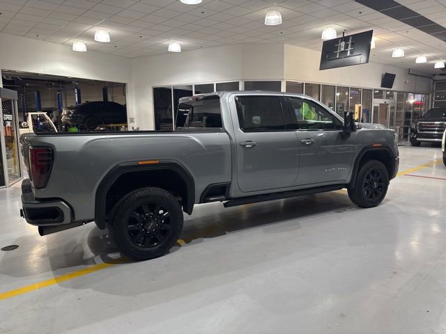 Used 2024 GMC Sierra 2500 AT4 w/ AT4 Premium Plus Package image 9