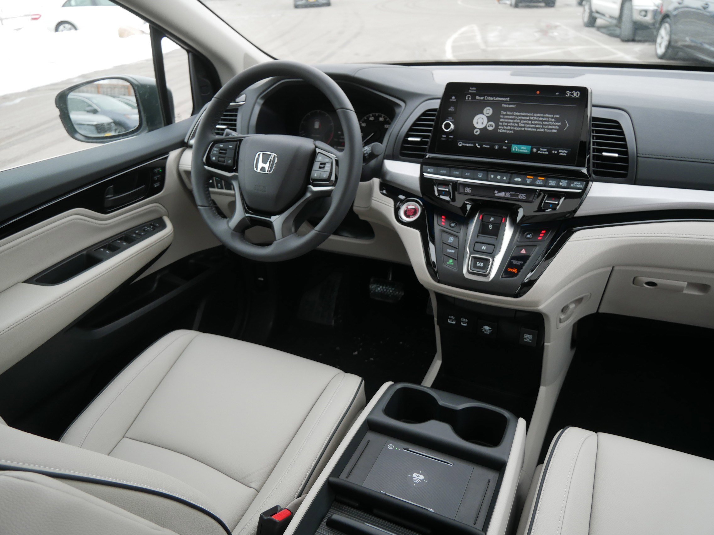Certified 2026 Honda Odyssey Touring image 9