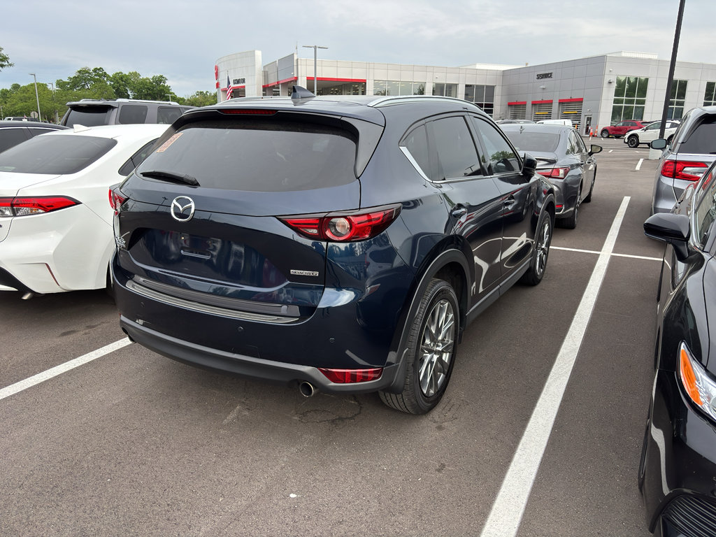 Used 2020 MAZDA CX-5 Signature AWD/4WD image 4